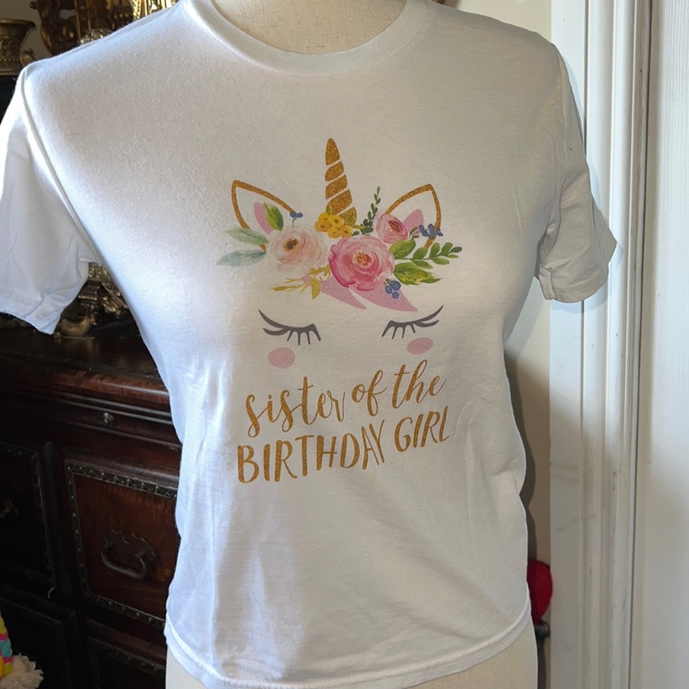 Sister of the birthday girl unicorn T-shirt size Small youth fits size 7/8  8/10